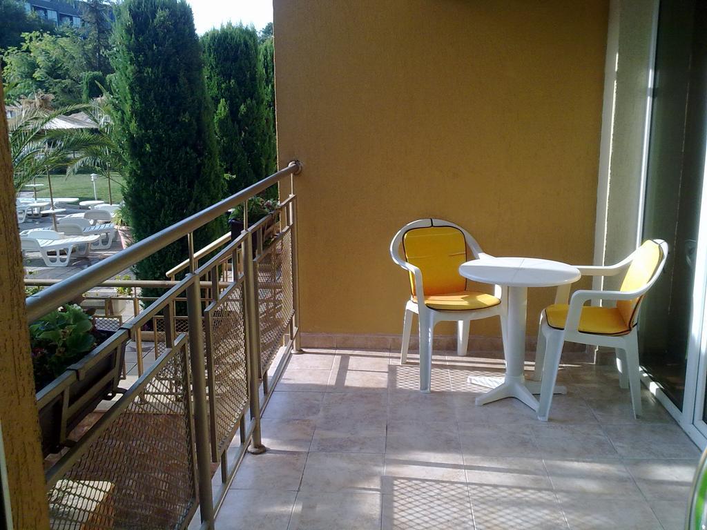 Elias Apartment Golden Sands Ngoại thất bức ảnh